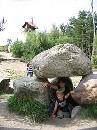 Einstiegsl&ouml;cher zum unterirdischen Labyrinth