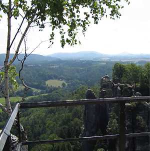 Blick auf die Neurathener Burgruine