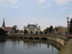 Blick vom Schloss auf das Theater und die Gem&auml;ldegalerie
